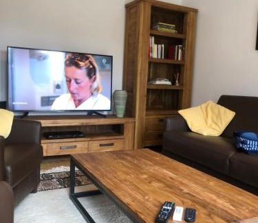 Chemnitz Apartment | Maison Euba am Zeisigwald