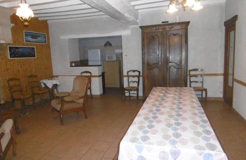 Mareil-sur-Loir House | Maison familiale avec jardin clos, proche des activités et loisirs, internet inclus - FR-1-410-129