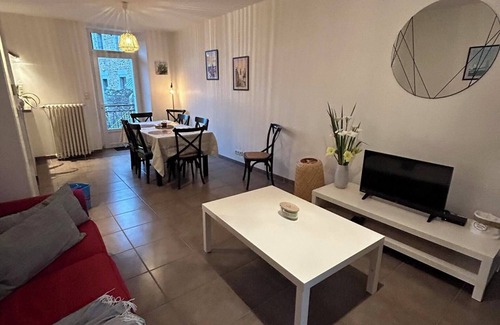 Guingamp House | Maison Familiale au Centre de Guingamp Animaux de Compagnies Acceptés