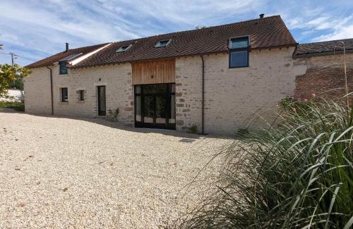 Aulnay-la-Riviere House | Maison familiale avec piscine privée chauffée, près de Pithiviers et Fontainebleau, à 1h30 de Paris - FR-1-590-438