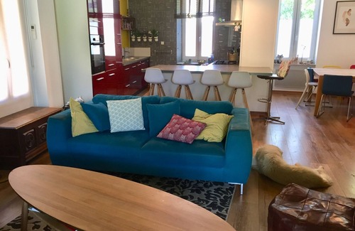 Nevian House | Maison Familiale