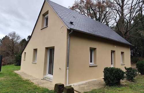 La Fontaine-Saint-Martin House | Maison au Cœur de la Forêt à 25min du Circuit et 20min du Zoo de la Flèche