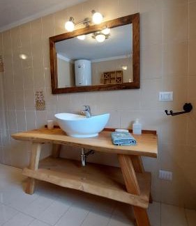 Courmayeur Apartment | Maison Glarey Courmayeur CIR VdA 0023