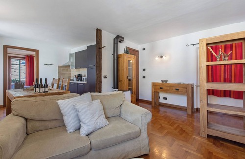 Aosta Apartment | Maison Gnemaz - Grand Combin - Apartment in the Historic Center of Aosta