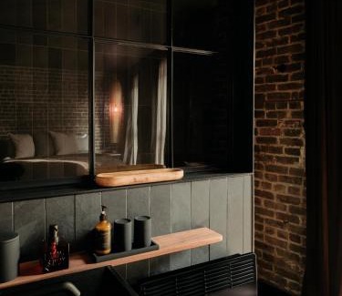 Griffintown Hotel | Maison Grinder