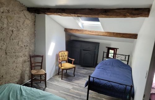 Saint-Martin-de-Gurson House | Maison Jean-Du-Feu au calme à Jenduffe