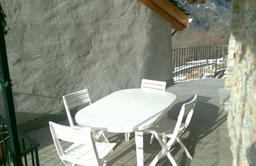 Planaz Apartment | Maison Juliet, APARTMENT IN THE GRESSONEY VALLEY. CIN IT007028C2RRRC7PHD