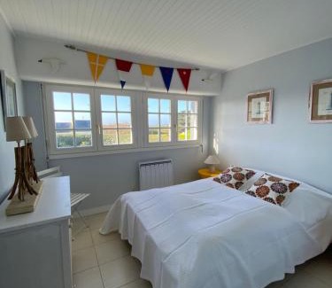 Bangor House | Maison "Ker Galinette " , Belle-Ile-En-Mer, Piscine chauffée et Jacuzzi