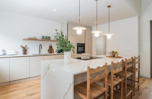 Franschhoek Villa | Maison la Bruyere, 4 bedroom villa - pool, airco & hottub