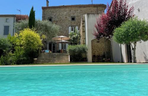 Luc-sur-Orbieu Bed & Breakfast | Maison La vie est belle