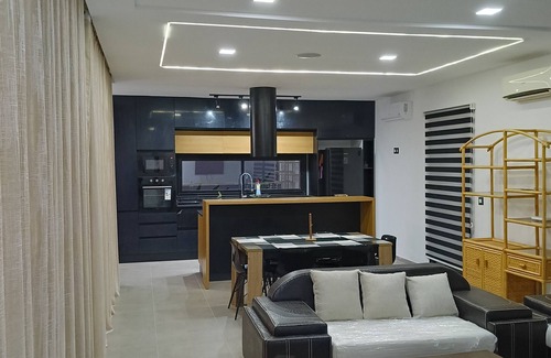 Djerba Midun House | Maison Laryne Avec Style Moderne Proche de Toute Commodité Offrant un Confort