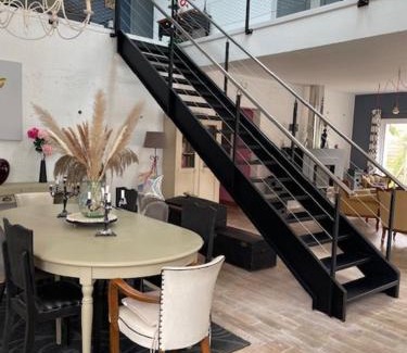 Le Fenouiller House | Maison loft piscine