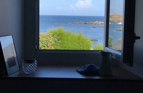 Saint-Mathieu House | Maison Lumineuse Face à la mer et aux Iles 6 Personnes, Plage à 5min à Pied