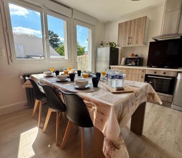 La Celle-sous-Gouzon Villa | Maison Malabry en hyper centre avec jardin 6 pers