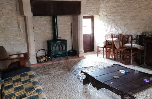 Sainte-Orse House | Maison Medievale, Atypique à Proximité de Sites Touristiques Majeurs
