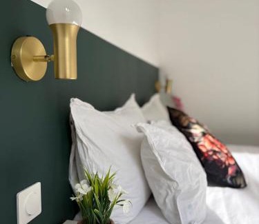 Sainte Marie - Saint Leon House | Maison moderne en plein centre ville du Havre avec jacuzzi et parking gratuit