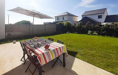Saint-Coulomb House | Maison Moderne Proche Plage