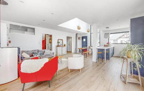 Saint-Coulomb House | Maison Moderne Proche Plage