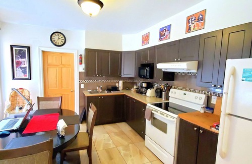 Hochelaga-Maisonneuve Bed & Breakfast | Maison Montplaisir