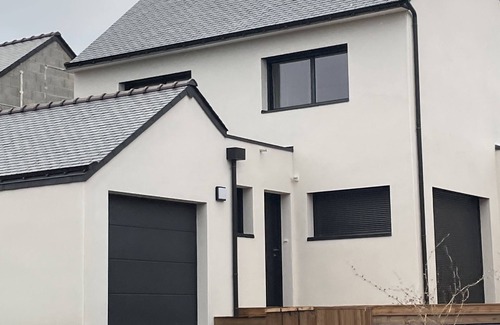 Asserac House | Maison Neuve 110m2, 8 Minutes a Pieds de la Plage