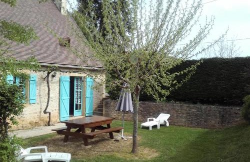 Saint-Avit-Riviere House | Maison Périgourdine avec Jacuzzi, Cheminée et Jardin près de Monpazier - FR-1-616-180