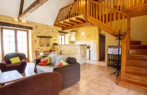 Saint-Avit-Riviere House | Maison Périgourdine avec Jacuzzi, Cheminée et Jardin près de Monpazier - FR-1-616-180