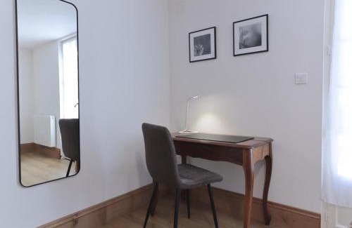 Tourtoirac House | Maison Périgourdine Authentique avec Cheminée, Jardin, Cuisine d'Été et Visite de Truffière - FR-1-616-239