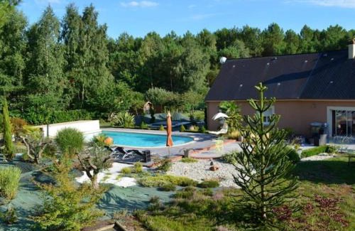 Chateau-l'Hermitage House | maison pour "24H "