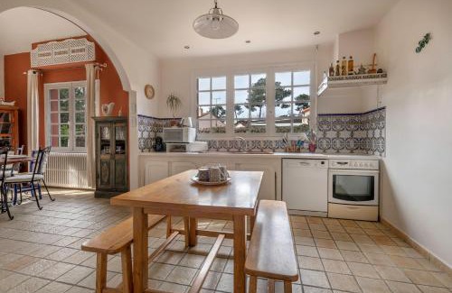 Saint-Brevin-les-Pins House | Maison pour 8 - proche plages