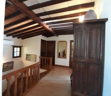 Mouries House | Maison provençale chaleureuse avec piscine
