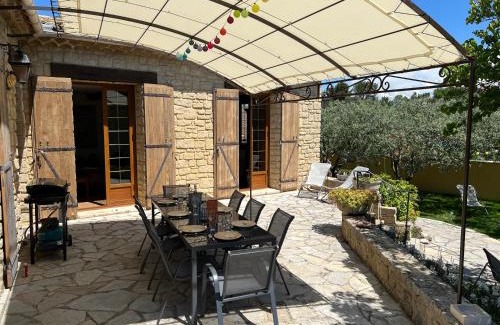Caumont-sur-Durance Villa | Maison provençale sur la colline