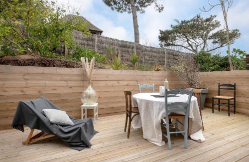 Saint-Michel-Chef-Chef House | Maison récente en bord de mer - 15m de la plage