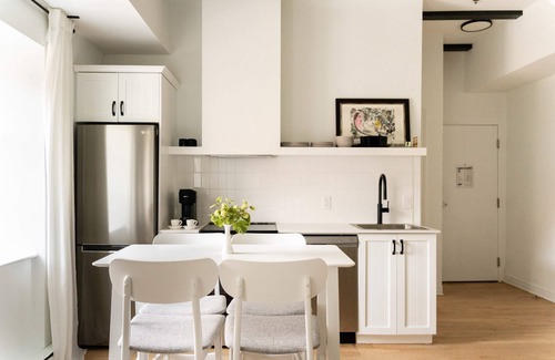 Ville-Marie Apartment | Maison Rasco - Suite King