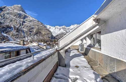 Courmayeur Apartment | Maison Rose - Mountain View & Parking