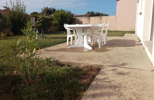 Saint-Michel-en-l'Herm House | Maison Saint-Michel-en-l'Herm, 3 pièces, 4 personnes - FR-1-476-96