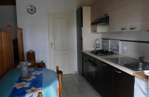 Saint-Hilaire-de-Riez House | Maison Saint-Hilaire-de-Riez, 1 pièce, 2 personnes - FR-1-91-140