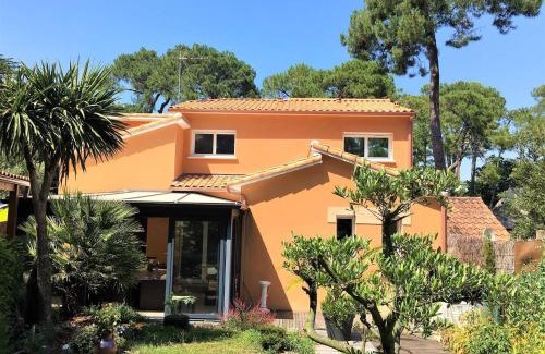 Saint-Brevin-l'Ocean House | Maison spacieuse près de la mer à Saint-Brevin, 8 pers, jardin, WiFi, jeux, parking, bébé. - FR-1-392-126