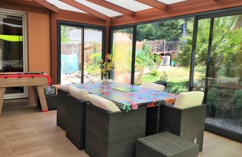 Saint-Brevin-l'Ocean House | Maison spacieuse près de la mer à Saint-Brevin, 8 pers, jardin, WiFi, jeux, parking, bébé. - FR-1-392-126