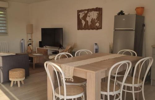 Saint-Seurin-sur-l'Isle House | Maison style "Bohême" parfaite entre Collègues ou Famille - Jusqu'à 9 personnes -