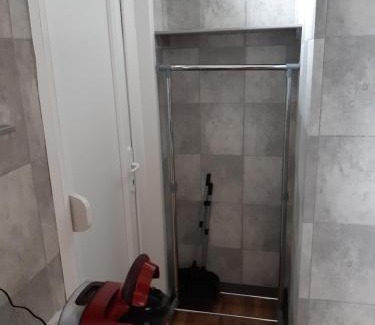 Sedan Apartment | MAISON Studio SEDAN Meublé 14M2 INDEPENDANT