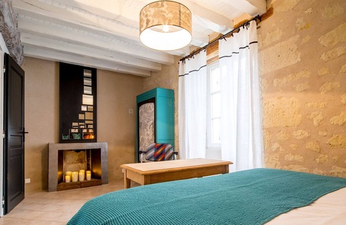 Candes-Saint-Martin House | Maison Trochet - Château de Candes - Art & Spa