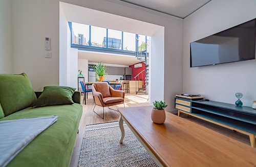 Libourne House | Maison Type Loft Avec Jacuzzi et Terrasse sur les Toits