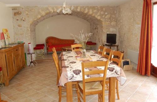 Cangey House | Maison vigneronne XIXe, Val de Loire, parking, gîte non fumeur - FR-1-381-126