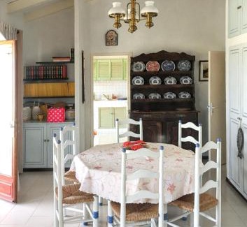 Marine de Saint Ambroggio House | Maison Vue Mer à Lumio avec Terrasse et Jardin Clos