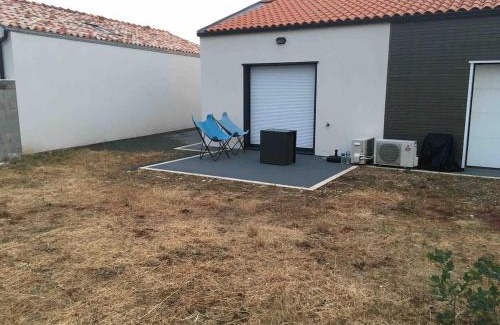 Sallertaine Apartment | Maisonnette climatisé avec terrasse et jardin