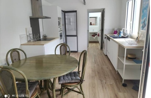Batz-sur-Mer House | Maisonnette Jardin Cabine de Plage à 8 min à Pied