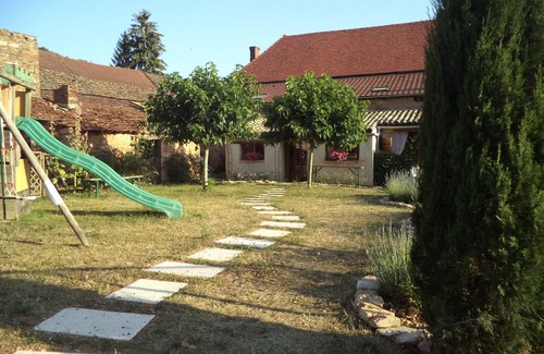 Etrigny Cottage | Maisonnette Mitoyenne Avec Jardin Dans un Petit Hameau Sympa,