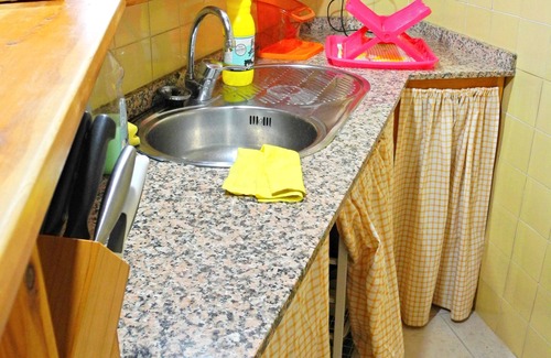 Torroja del Priorat Apartment | Maissonette with light, great room layout, ideal for remote working GLASFASER