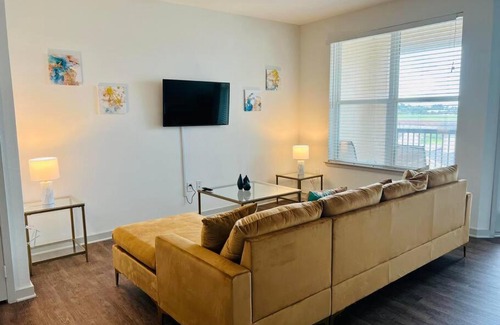 Missouri City Apartment | Majestic 2BR/ 2BA APT,Perfect for your Getaway!