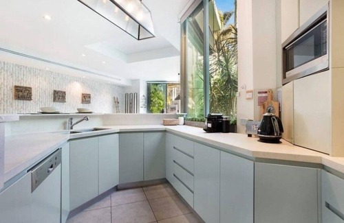 Double Bay House | Majestic, Family Sanctuary in Leafy Double Bay